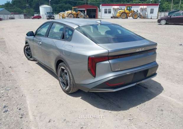 Kia K4