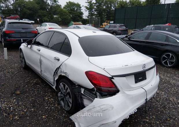 Mercedes-Benz C 300