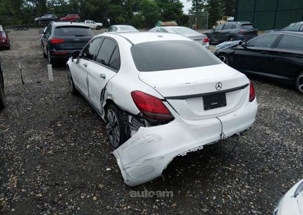 Mercedes-Benz C 300