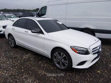 Mercedes-Benz C 300  2021 