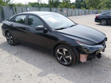 Hyundai Elantra  2023 