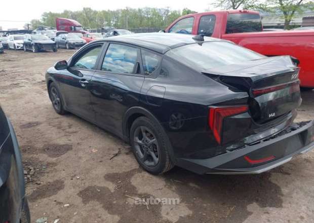 Kia K4