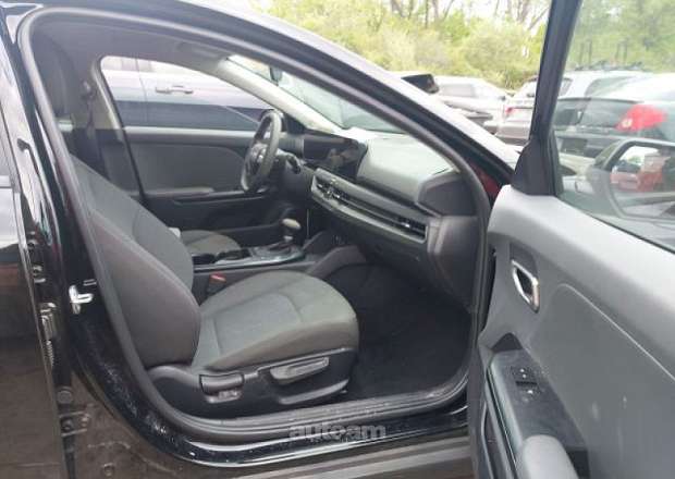 Kia K4