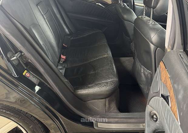 Mercedes-Benz E 320 2003 — photo 10