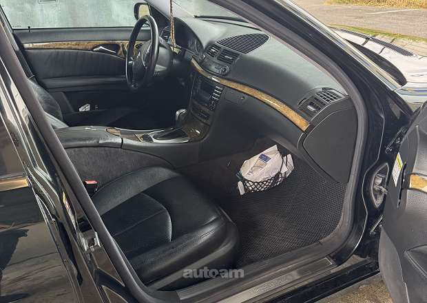 Mercedes-Benz E 320 2003 — photo 7
