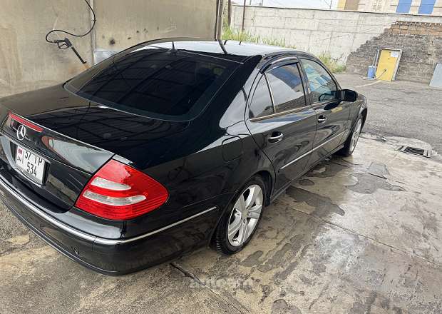 Mercedes-Benz E 320 2003 — photo 5