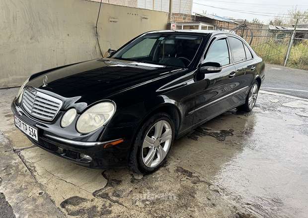 Mercedes-Benz E 320 2003 — photo 11