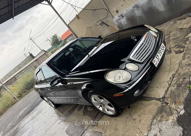 Mercedes-Benz E 320 2003 — photo 1