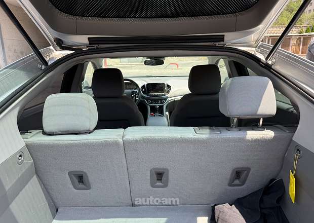 Chevrolet Volt 2019 — photo 9