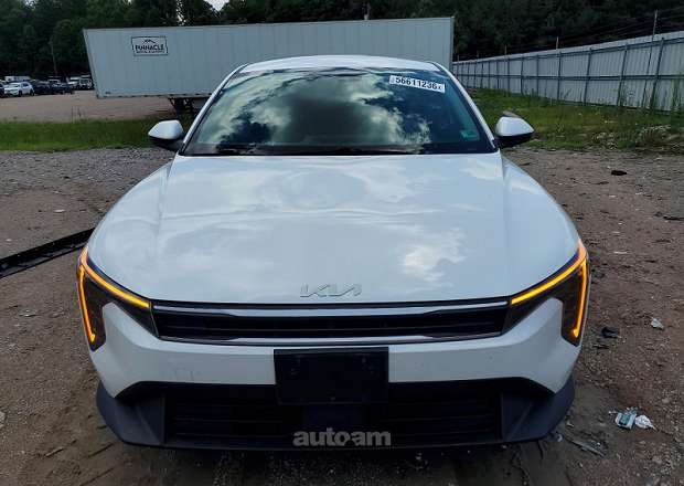 Kia K4