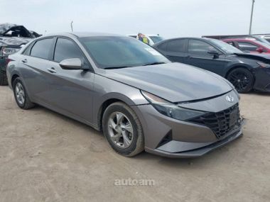 Hyundai Elantra  2021 