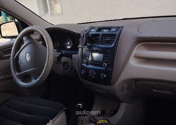 Kia Sportage 2008 — լուսանկար 9