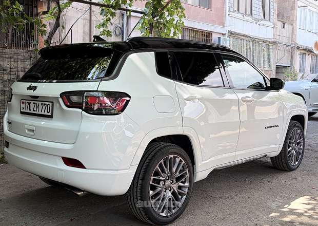 Jeep Compass 2022 — фото 4