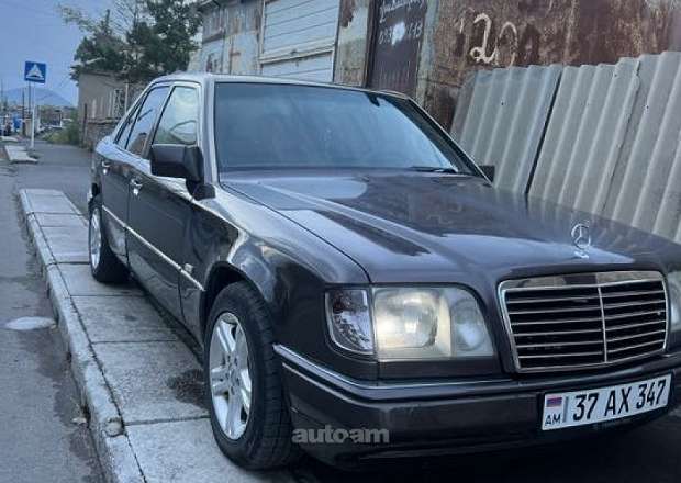 Mercedes-Benz 124 1994 — photo 5