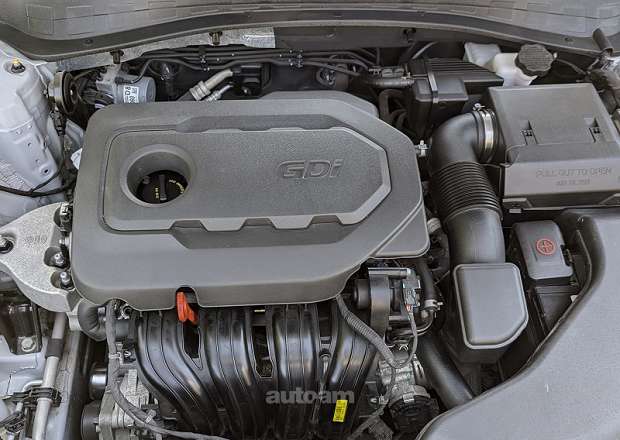 Kia Optima 2017 — լուսանկար 8