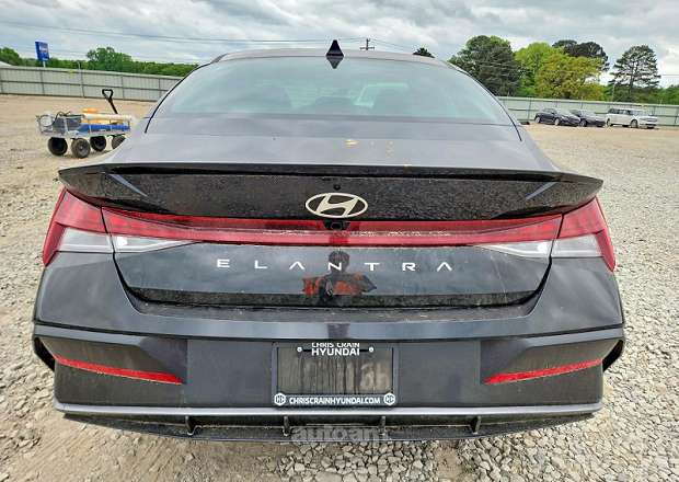 Hyundai Elantra 2026 — լուսանկար 5