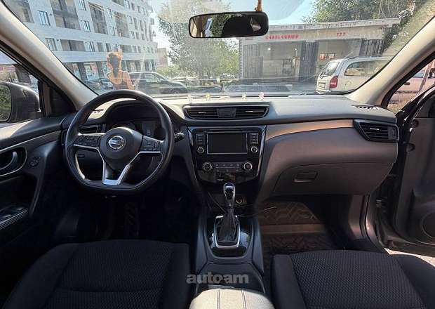 Nissan Rogue