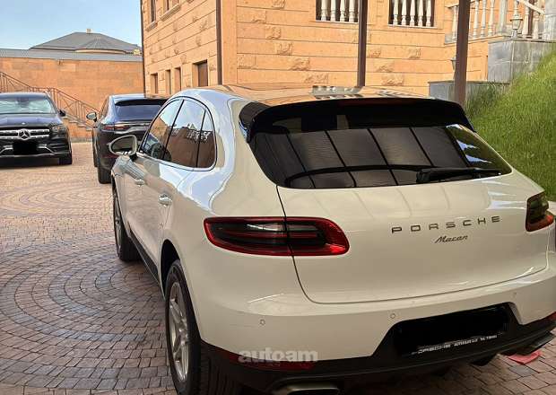 Porsche Macan 2018 — photo 3