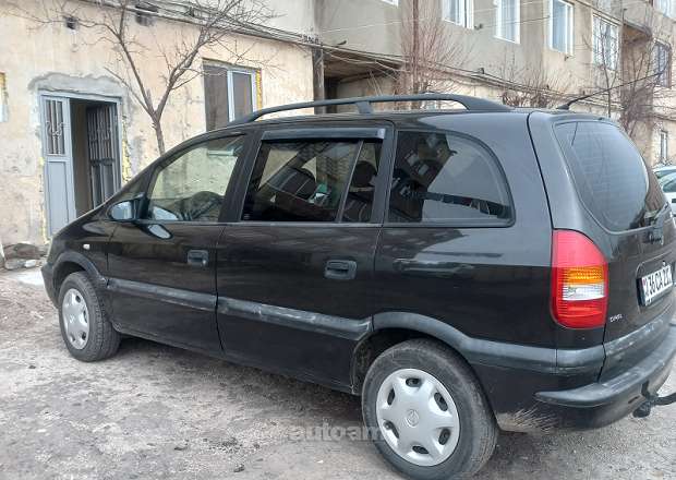 Opel Zafira 1999 — լուսանկար 1