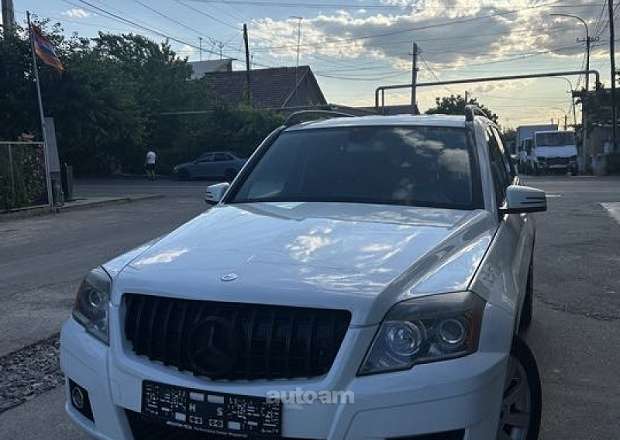 Mercedes-Benz GLK 350 2011 — լուսանկար 1