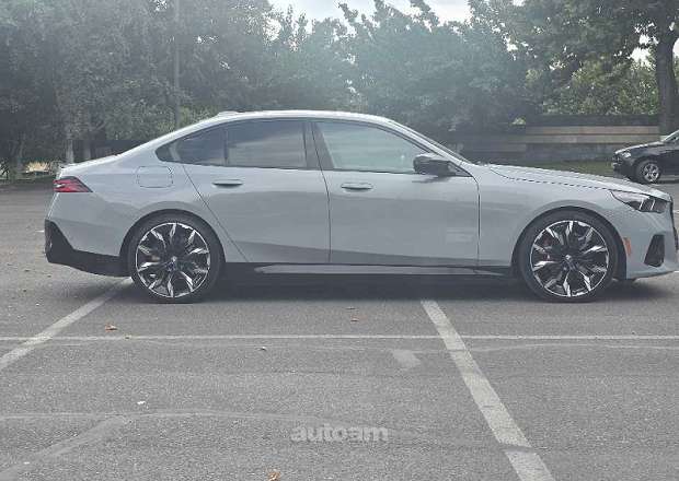 BMW i5 2024 — фото 6