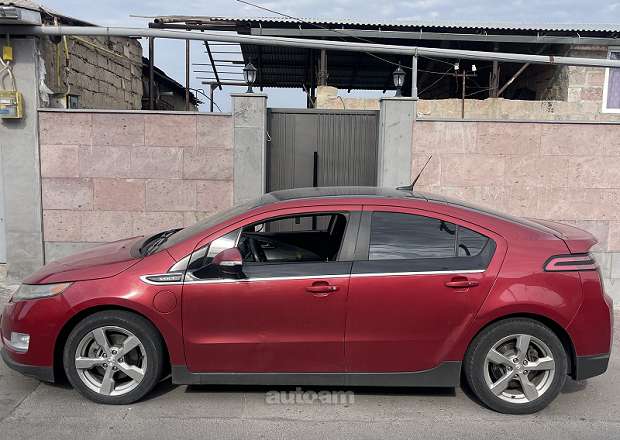 Chevrolet Volt 2011 — լուսանկար 3