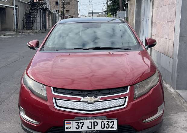 Chevrolet Volt 2011 — լուսանկար 1