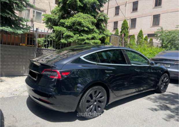 Tesla Model 3 2019 — photo 3