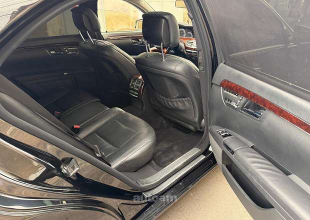 Mercedes-Benz S 500 2010 — photo 9