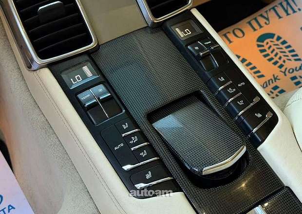 Porsche Panamera 2010 — լուսանկար 8