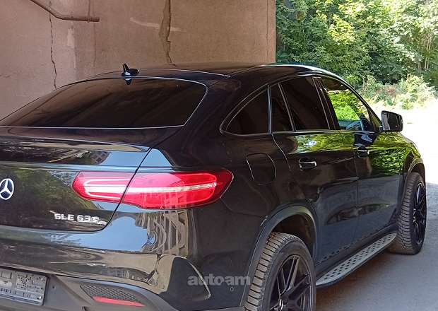 Mercedes-Benz GLE 63 S Coupe 2017 — լուսանկար 4