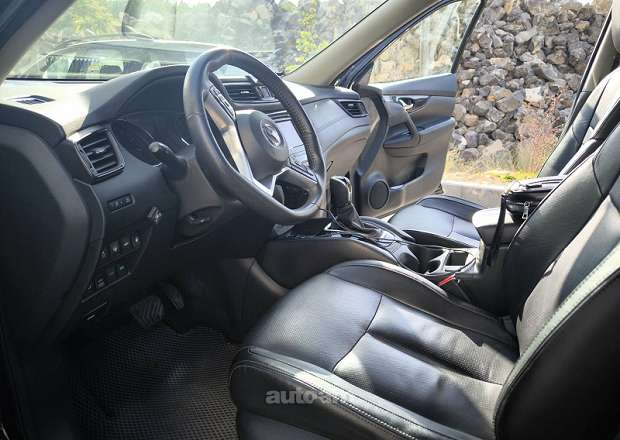 Nissan Rogue