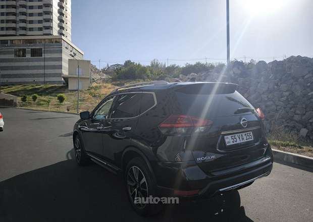 Nissan Rogue