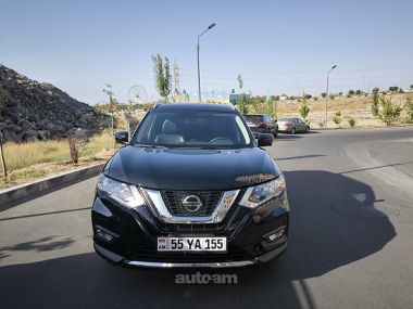 Nissan Rogue  2020 