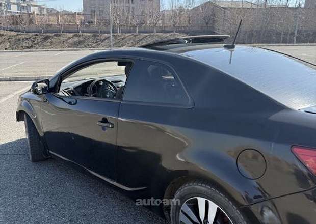 Kia Forte 2012 — լուսանկար 4