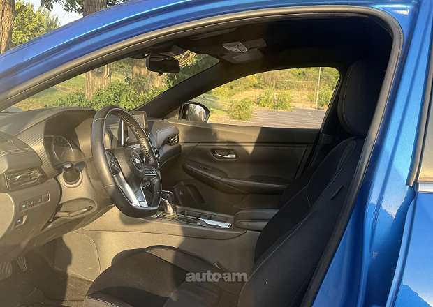 Nissan Sentra 2020 — լուսանկար 11