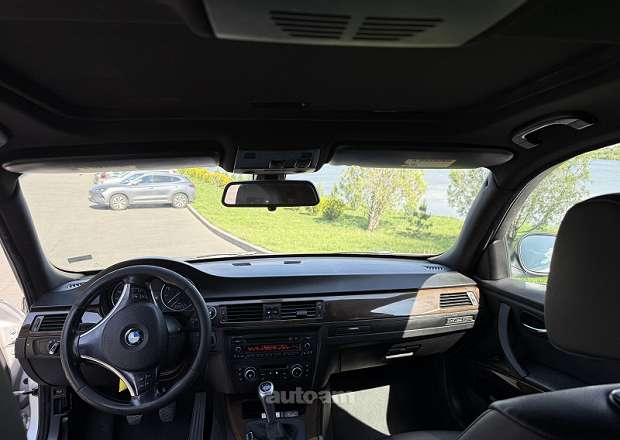 BMW 328 2009 — photo 4