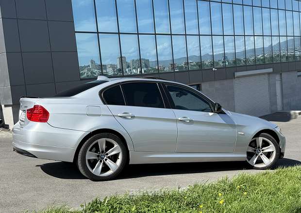 BMW 328 2009 — photo 3
