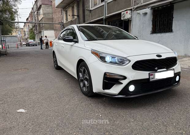 Kia Forte 2019 — լուսանկար 2