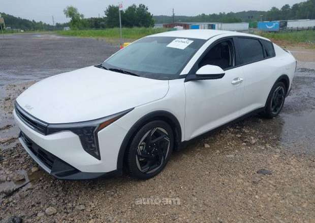 Kia K4