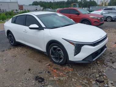 Kia K4  2025 