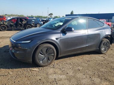 Tesla Model Y  2026 