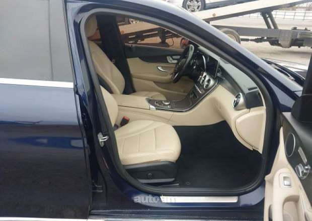 Mercedes-Benz C 300