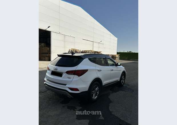 Hyundai Santa Fe 2016 — photo 2