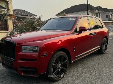 Rolls Royce Cullinan  2020 
