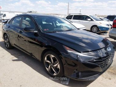 Hyundai Elantra  2023 