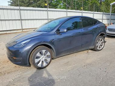 Tesla Model Y  2024 