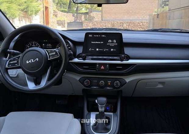 Kia Forte 2023 — լուսանկար 7
