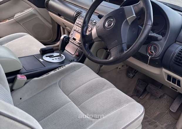 Nissan Skyline 2001 — photo 6