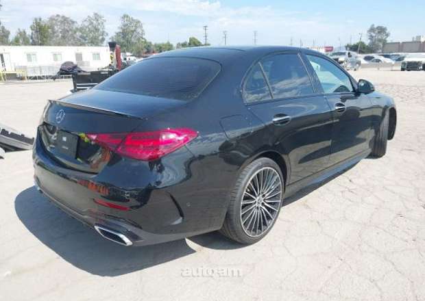 Mercedes-Benz C 300
